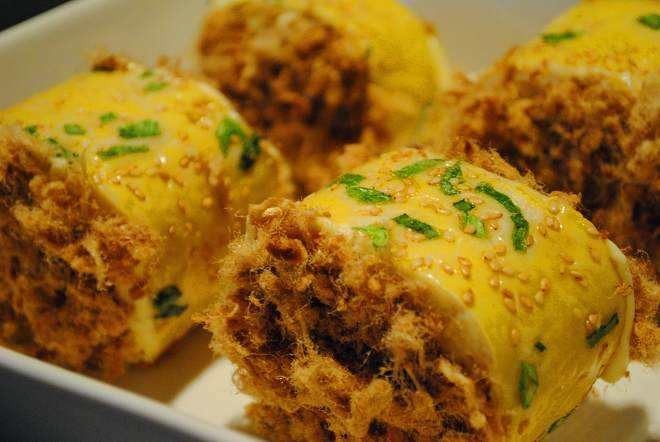 我的肉松面包里的肉松呢？